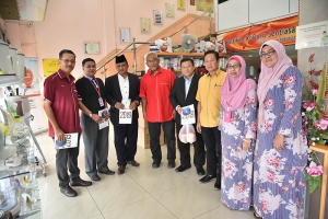 Lawatan Daripada CoopBank Pertama